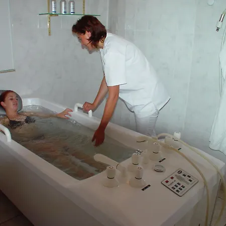 Et Le Clos Cerdan Hotel 3*